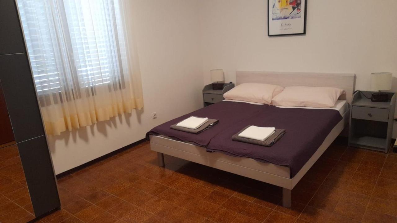 Apartments Marta Rogoznica  Bagian luar foto